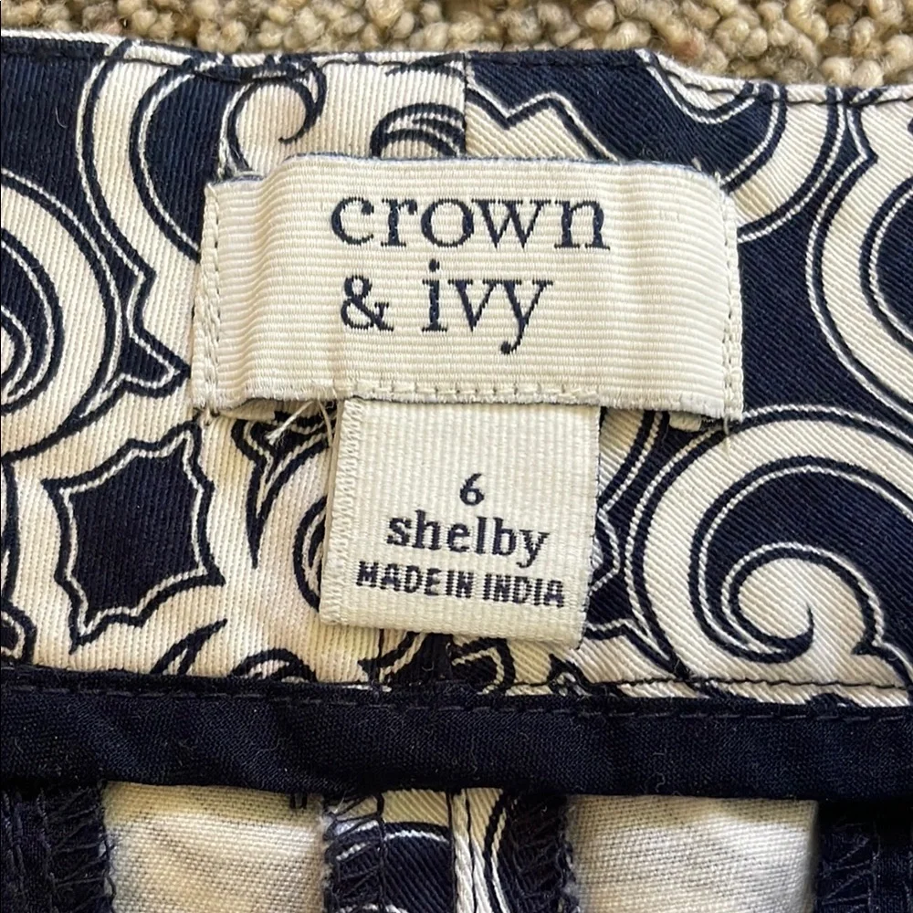 Crown and ivy navy and White Bermuda Shorts Geometric Pattern scalloped hem 6 - Picture 2 of 4